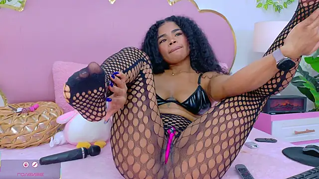 NahiaraReina's cam snapshot