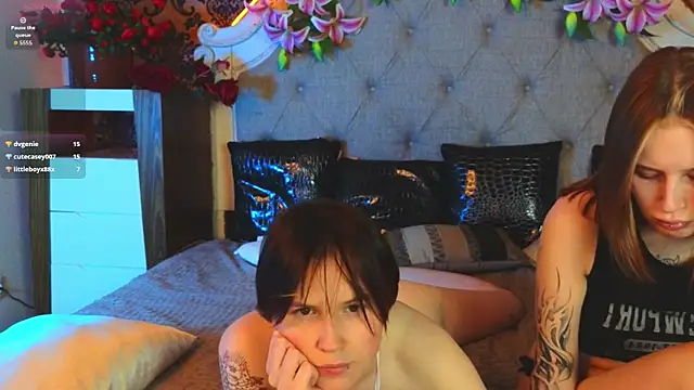 Girls_Fingers's cam snapshot