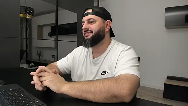 DravenPeak live sex cam