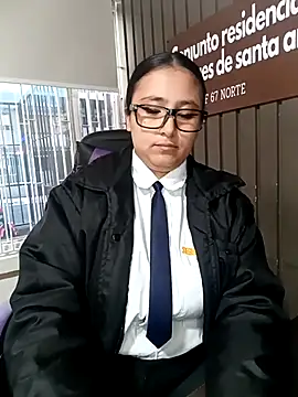 Cute_Penelope live sex cam