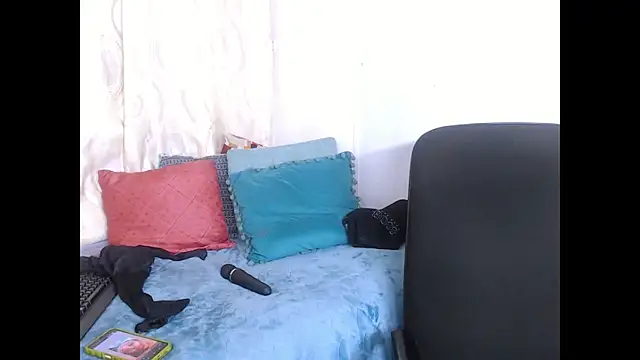 AfricanBarbiee69's cam snapshot