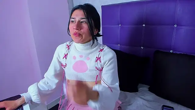 LeaMoreau22's cam snapshot