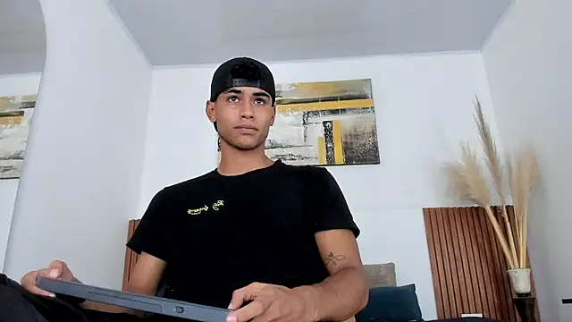 zander_2120 live sex cam