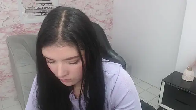 sarah_rouse_t_'s cam snapshot