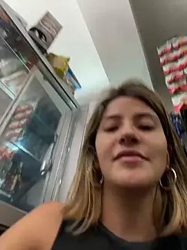 Andrea_19blonde's cam snapshot