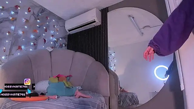 Katemoss70's cam snapshot