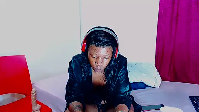 FreakyScarlet00's cam snapshot