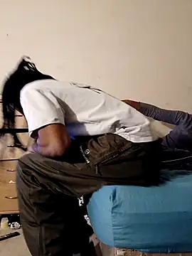 Mikaaa97 live sex cam