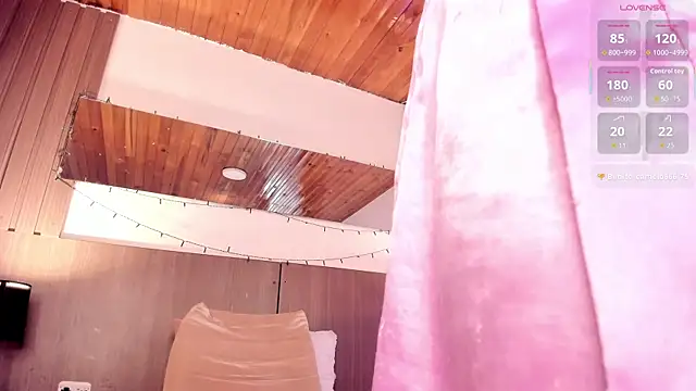 Violet_carson's cam snapshot