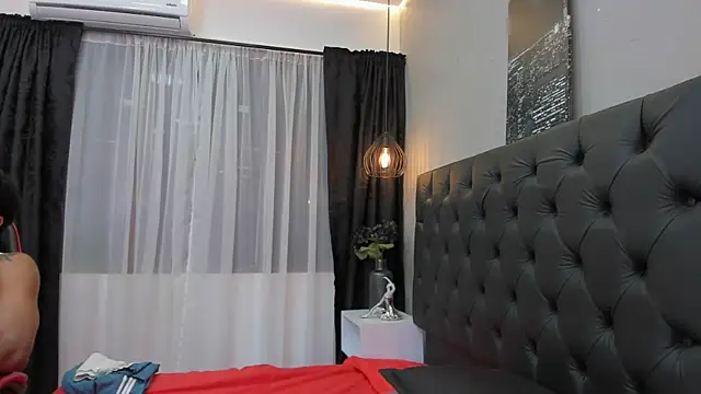 violet_and_myers's cam snapshot