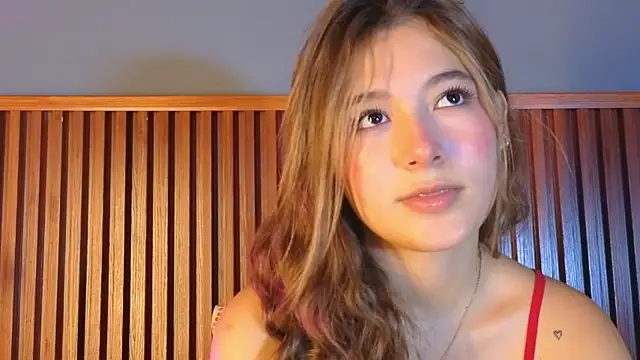 VictoriaSpark's cam snapshot