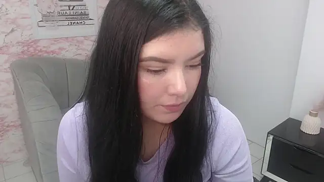 sarah_rouse_t_'s cam snapshot