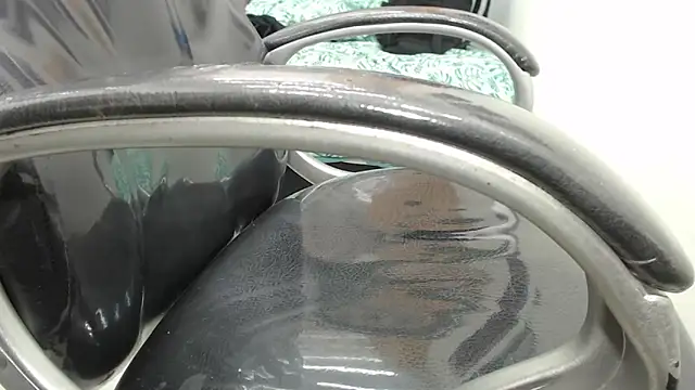 paul_ponce live sex cam