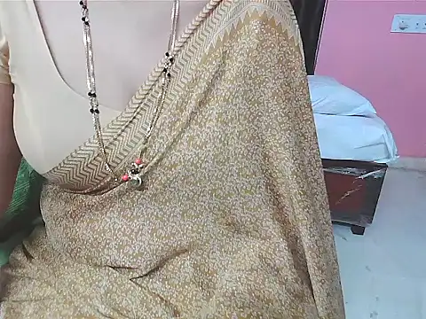 sunitha-3 live sex cam