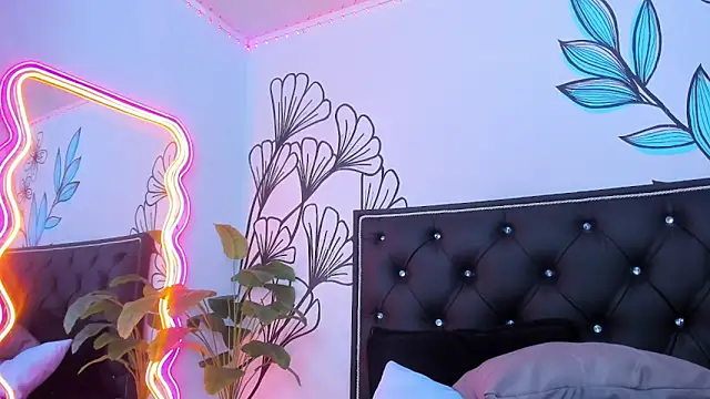 Sweet_Ariadna_'s cam snapshot