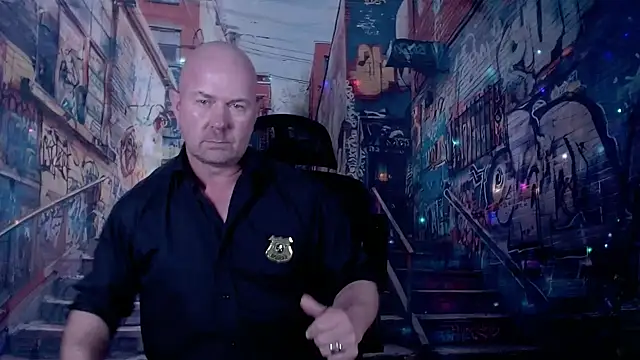 ManlyPrisonGuy live sex cam