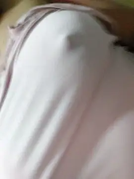 Yassmina11's cam snapshot