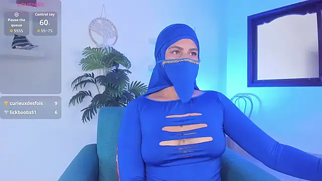 zali_mahamed's cam snapshot