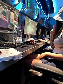 nideanbaby's cam snapshot