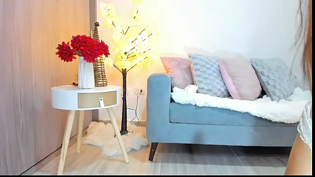 briana_preston's cam snapshot