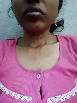 Gautami-telugu live sex cam