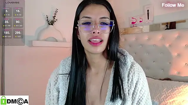 zoe_sexy_latin_19's cam snapshot