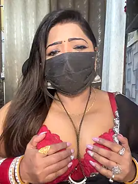 GEET-LOVE live sex cam