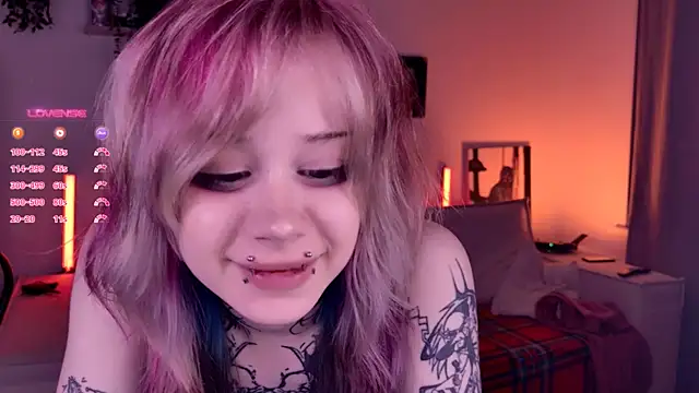 Lollyshy live sex cam