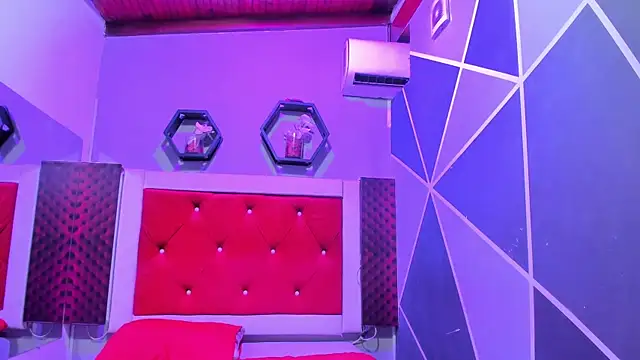 Karoll014 live sex cam