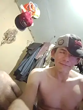 Cloud0nMycock live sex cam