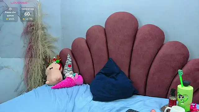 CHIARAJJONES's cam snapshot