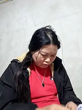 yoowwmr live sex cam