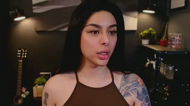 callmeLUNA live sex cam