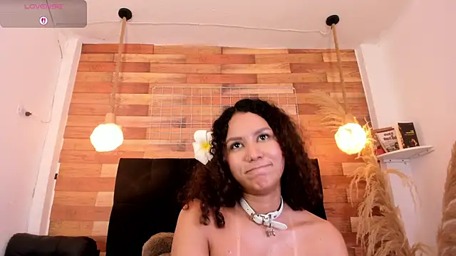 Emily_brown04 live sex cam