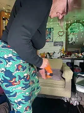 TrenaAnne live sex cam