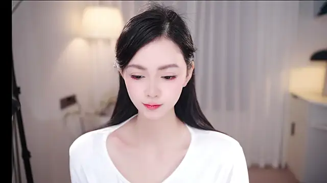 Ocean--Lili live sex cam