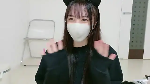 _Mia_land_ live sex cam