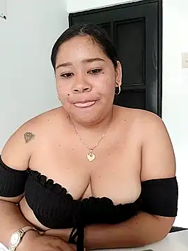 Sarahy- live sex cam
