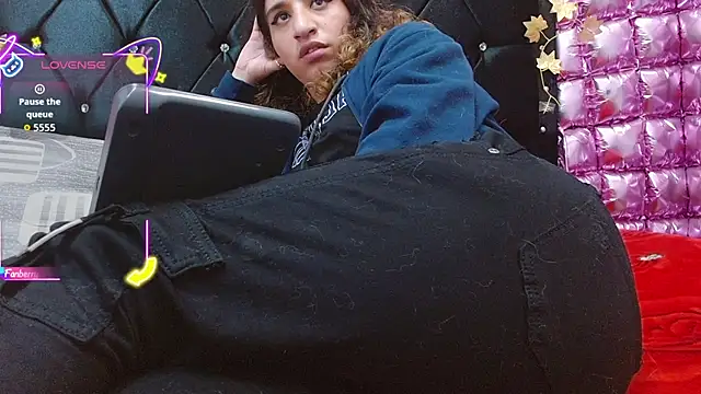 poisondost_hot live sex cam