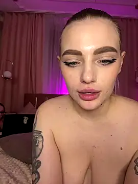HugeBoobsAlice live sex cam
