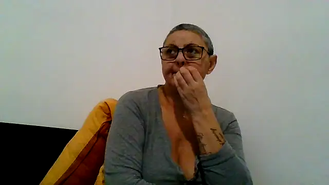 roseblak42 live sex cam