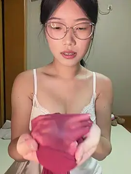 Nami-OP live sex cam