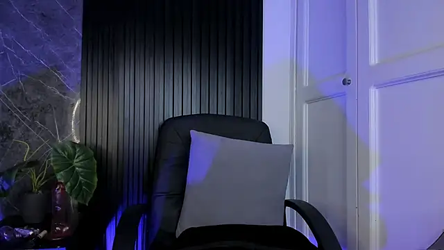 cloemorningstar live sex cam