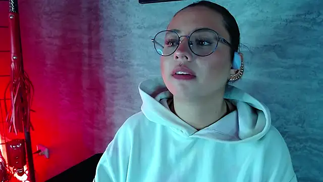 Alice_Sinclair_'s cam snapshot