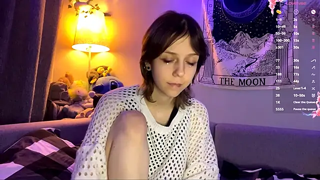 UrSweetieLuna's cam snapshot