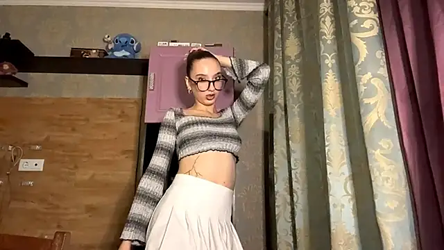 BrocadedEmulsion's cam snapshot