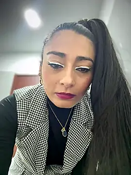 _Bella-Office1's cam snapshot