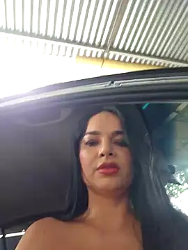 CataleyaRusso's cam snapshot