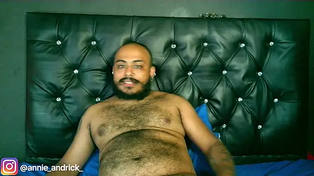 _Annie_Andrick_'s cam snapshot