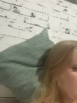 hotgoodgirll's cam snapshot